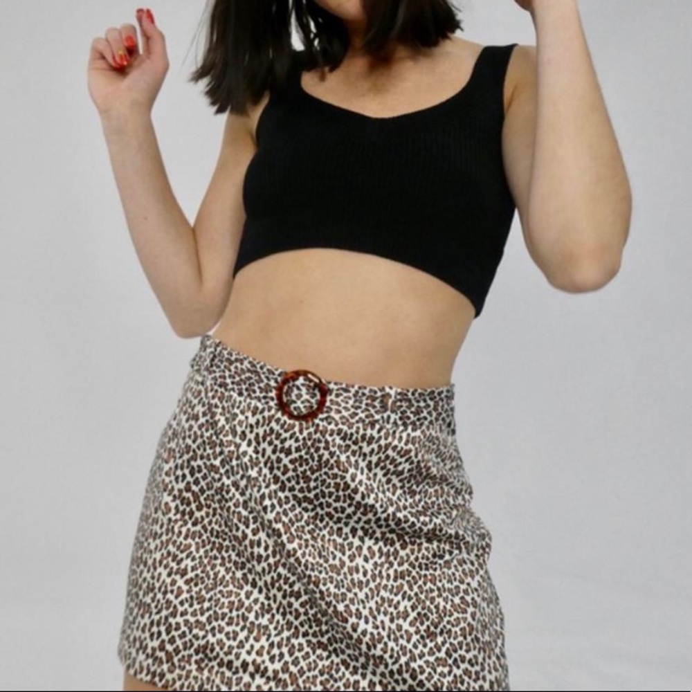 Stretchy cheetah skirt